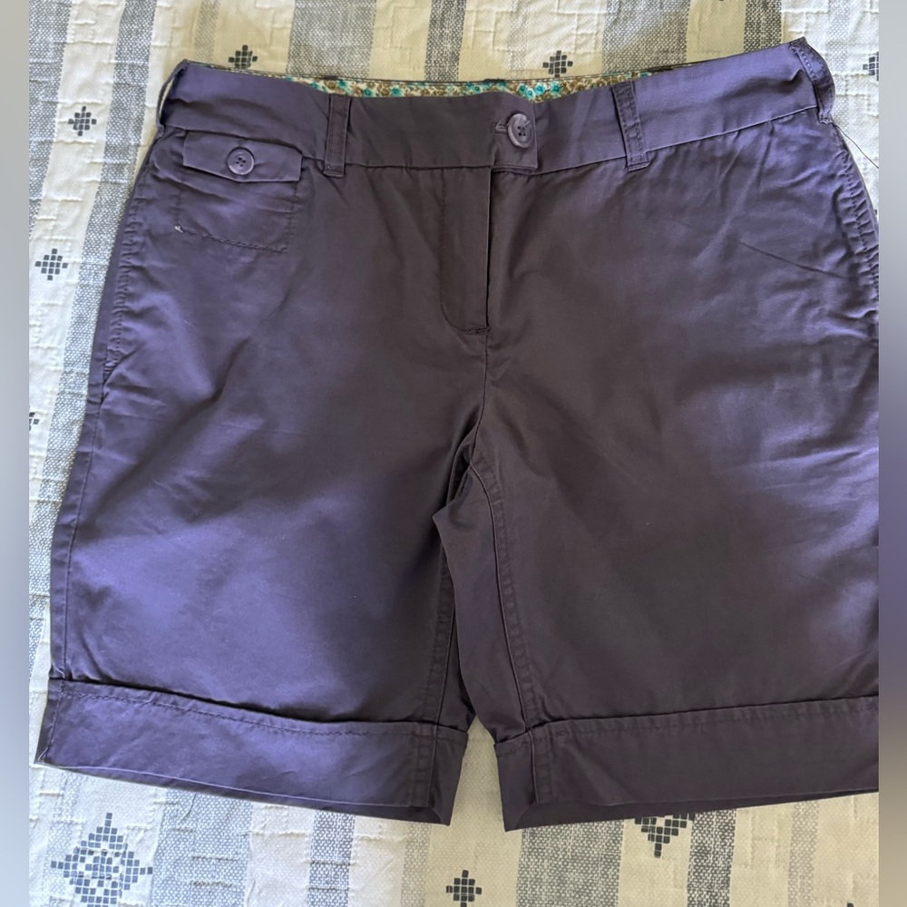 Dalia Collection Bermudas , comfortables color purple Modern Fit